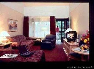 Coliseum Inn Edmonton 3*,