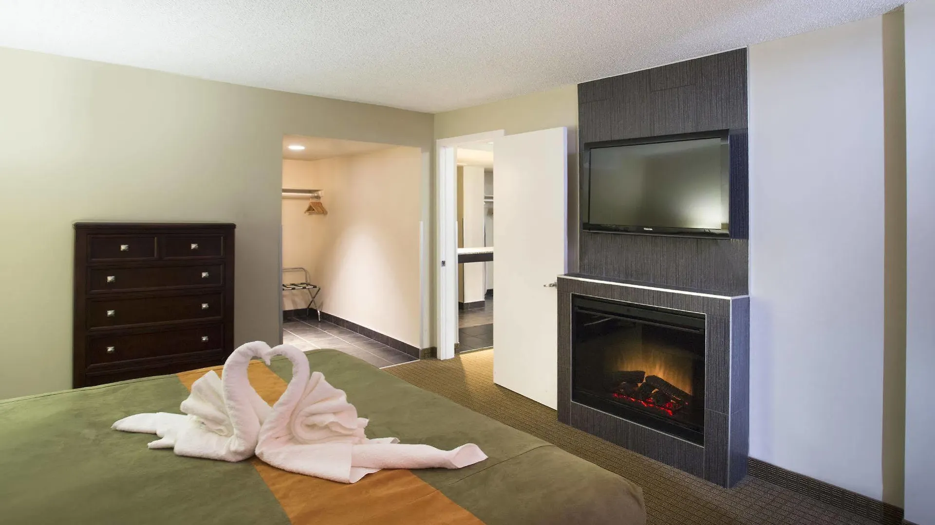 Coliseum Inn Edmonton Hotel